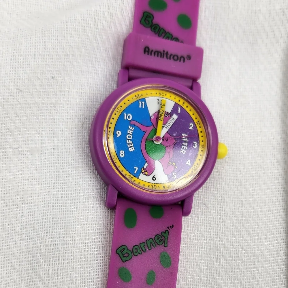 Vintage Armitron Barney Watch & Teach Me Time Book. - Picture 4 of 10